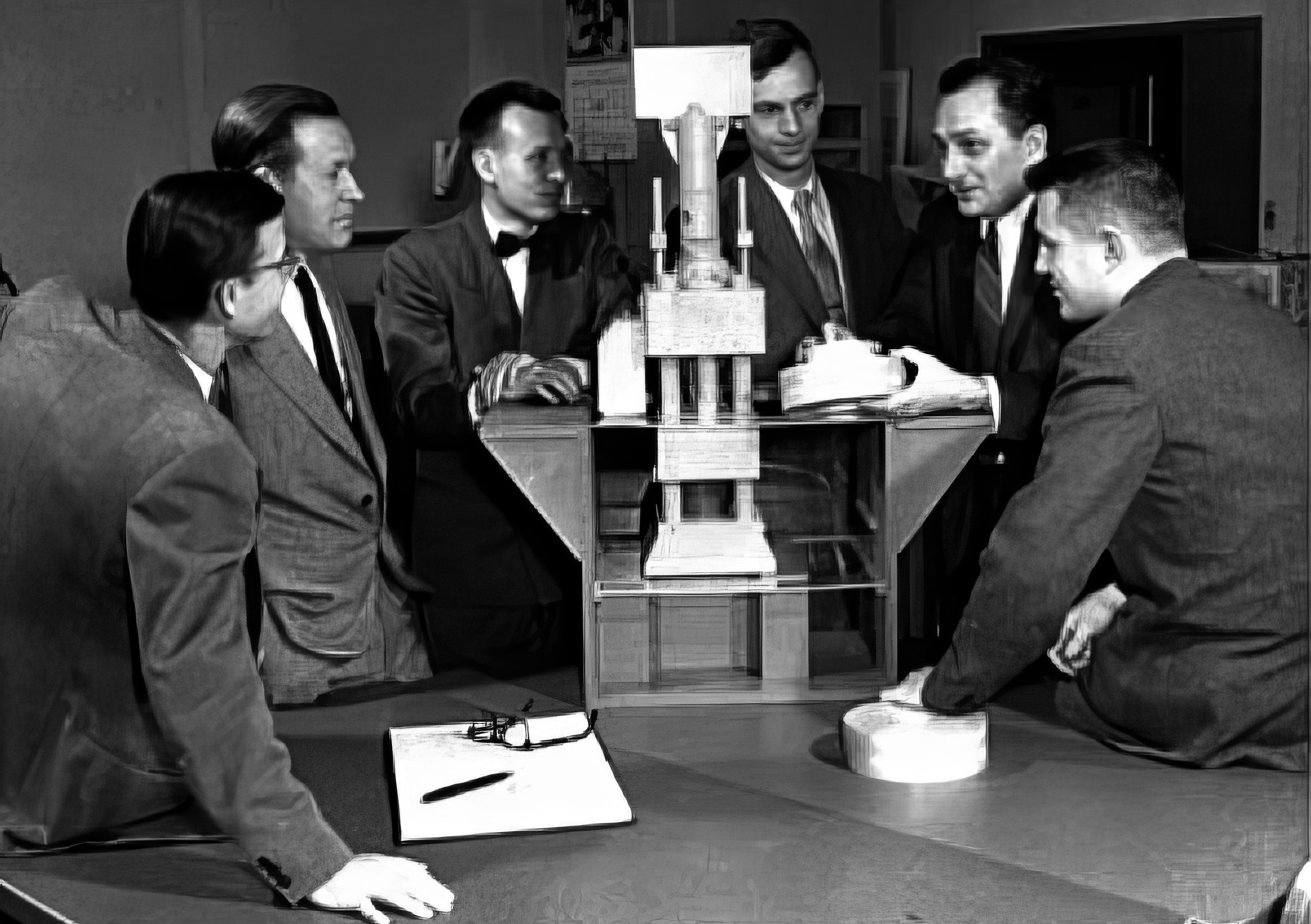 Команда проекта «Сверхдавлние»