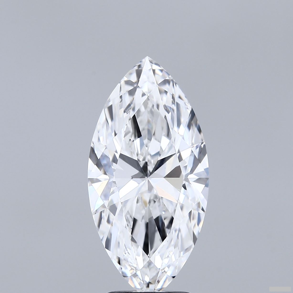 Diamante Laboratorio en forma de Marquesa, color E y claridad VVS2