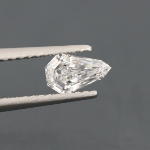 Diamond Lab-grown,   Shield, Color D, E, Clarity VS2, VS1, VVS1, VVS2, IF, FL