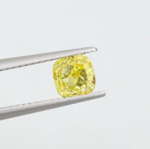 Diamantes calibrados a granel, 5.50 mm * 5.50 mm, color Fancy Vivid Yellow,...